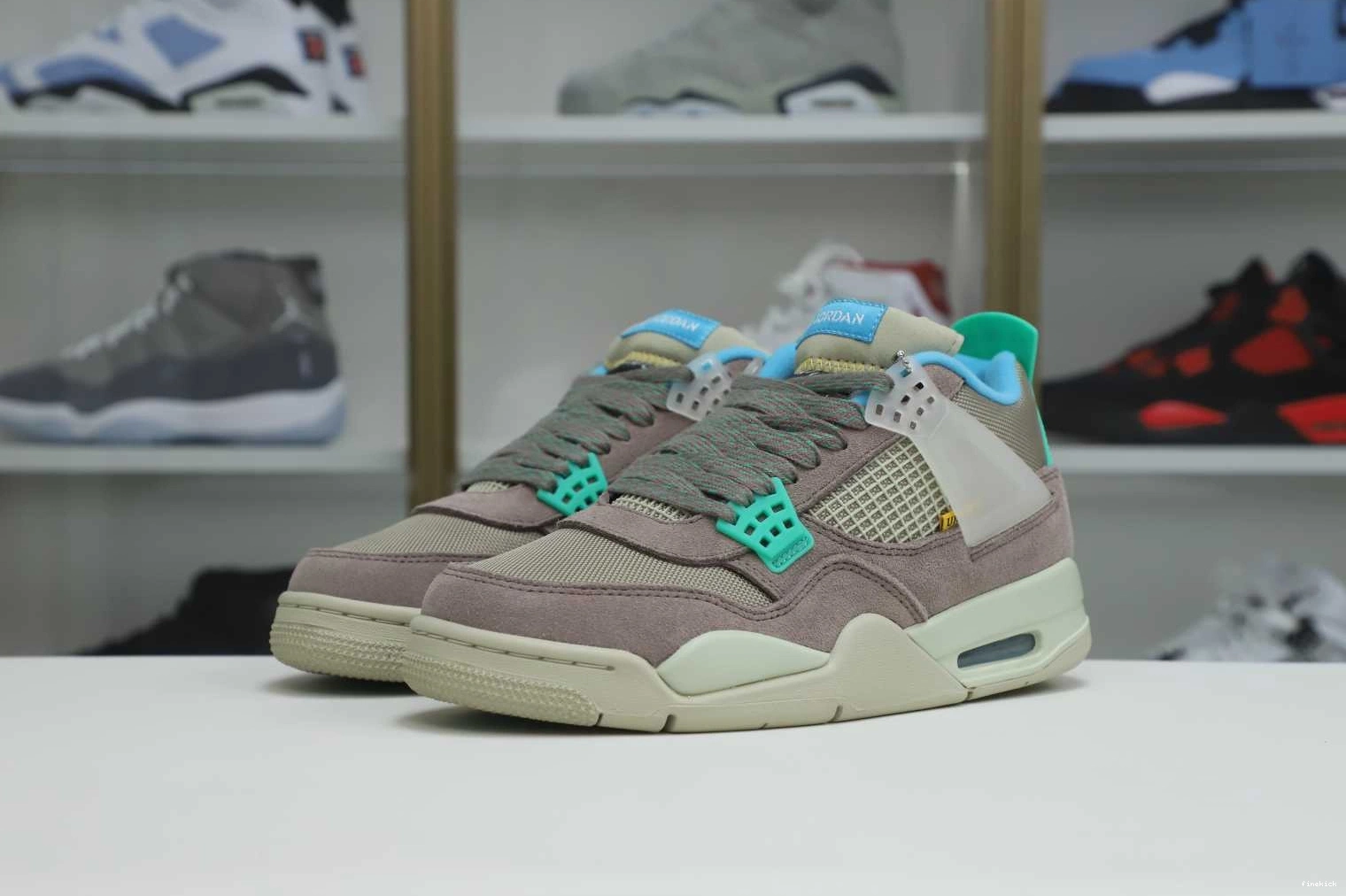 LA AIR X RETRO JORDAN UNION 4 'TAUPE HAZE' 1024